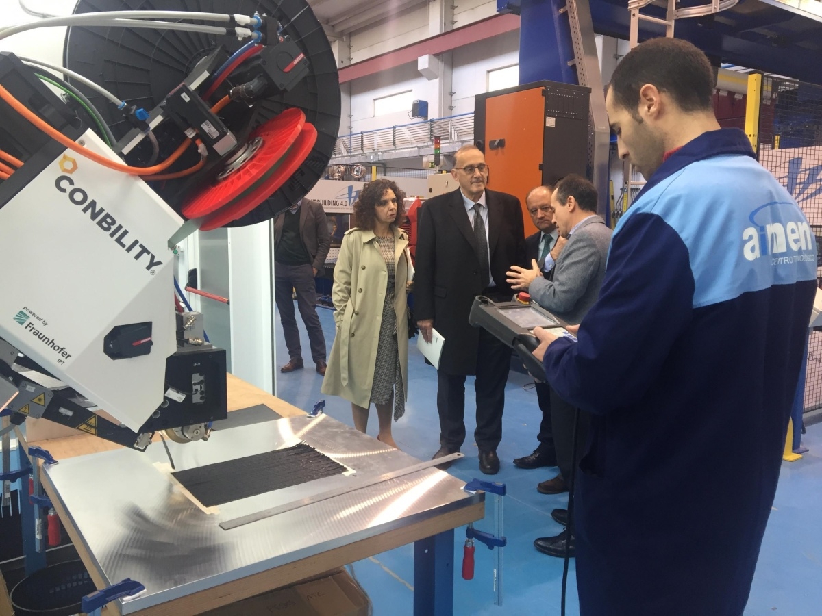 El rector de la Universidad de Vigo, Manuel Reigosa, visita las instalaciones de AIMEN Centro Tecnológico