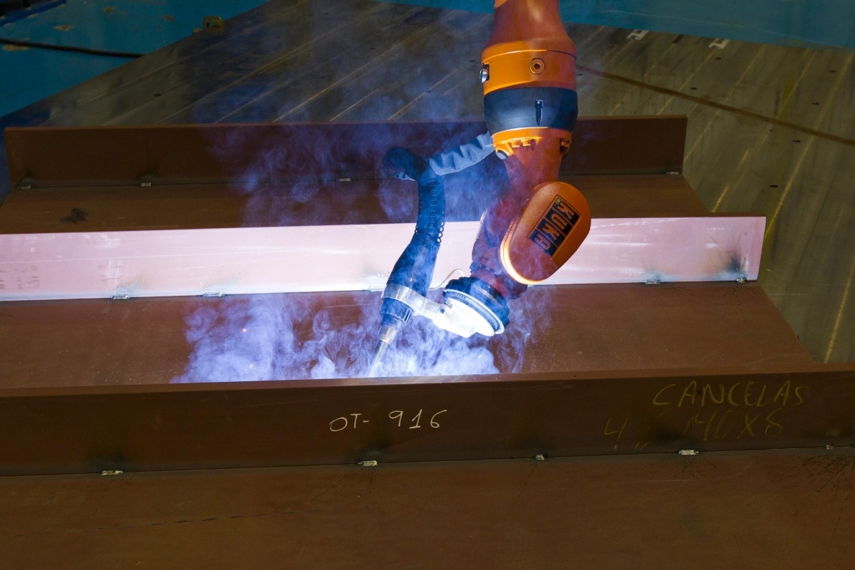 Nuevos materiales y sistemas automatizados para fabricación avanzada con aplicaciones en buques militares